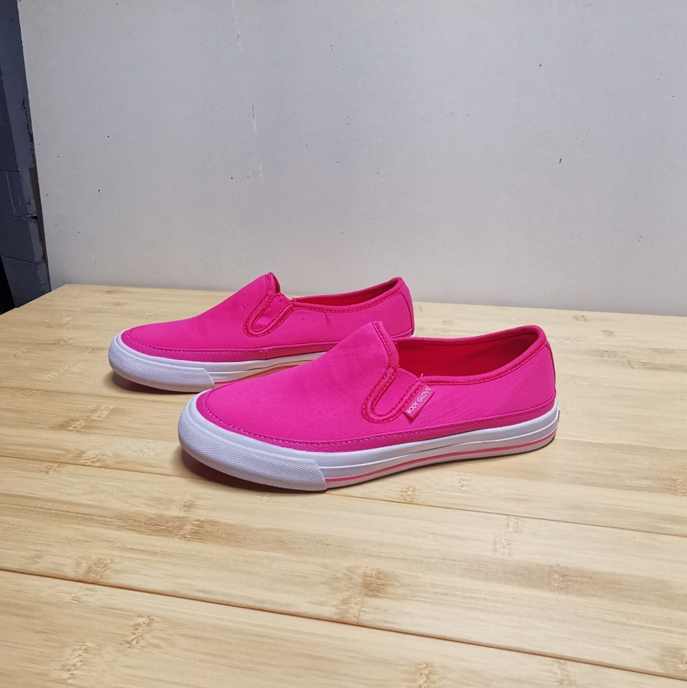 Body Glove sneakers